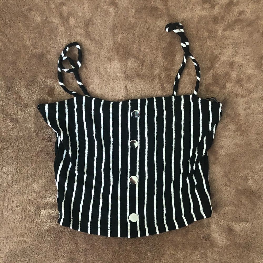 Black and White Striped Crop Top XS